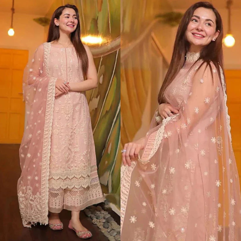 3PC PIECE UNSTITCHED HEAVY EMBROIDERED LAWN SUIT WITH HEAVY EMBROIDERED ORGANZA DUPATTA